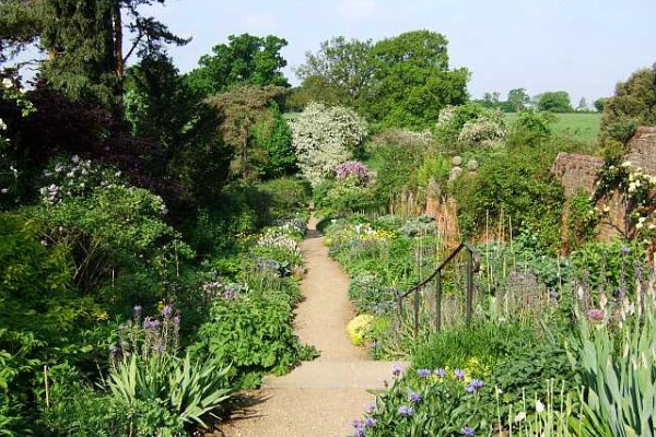 Benington Lordship Garden 