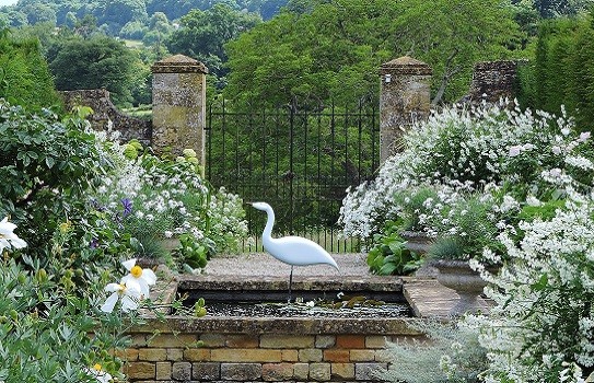 Bourton House Garden