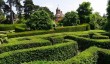 capel-manor-gardens-maze.jpg