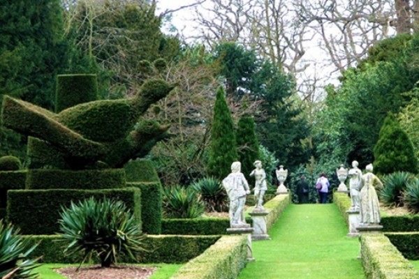 Cliveden Gardens