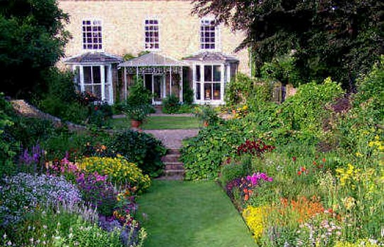 The Gardens at Hall Farm and Nursery