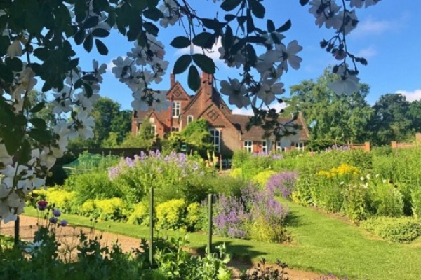 Winterbourne House Gardens