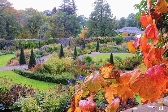 Ten MUST VISIT gardens in Britain - Great British Gardens