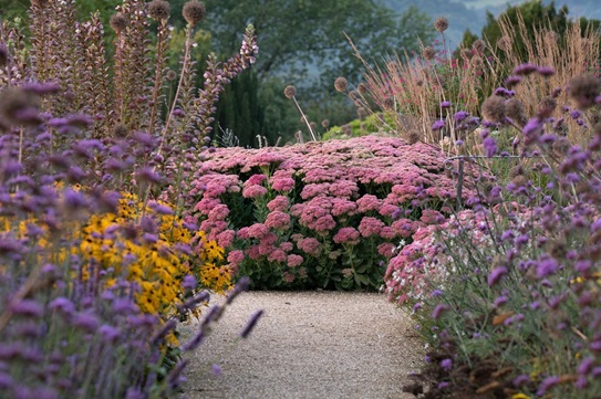 american-museum-garden-bath