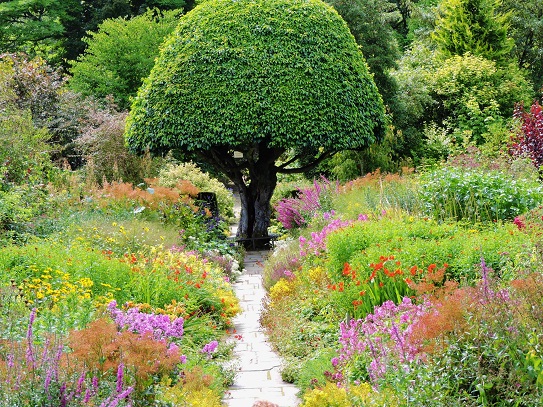 crathe-castle-walled-garden